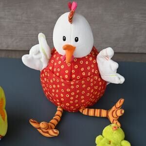 Lilliputiens Plush Chicken Hen Nesting Toy w/ 5 Baby Plush Chicks & Soft Ball